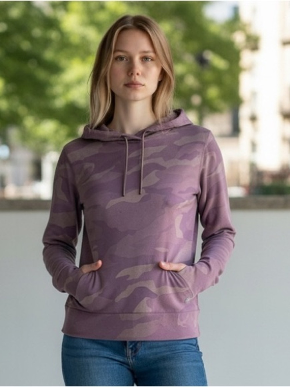 SPYDER Women’s Small Purple Camo Lightweight Hooded Sweatshirt